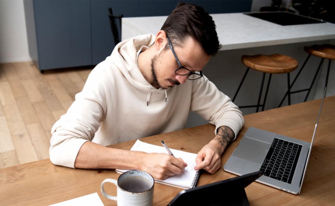 Materialbesprechung vor der Kursveröffentlichung